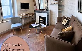 Cote Escaliers - Cosy Appartement Au Coeur De Blois